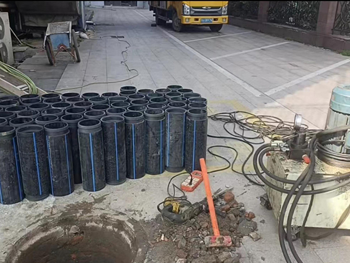 景泰PE置换管厂家 DN315置换管 非开挖管短管置换